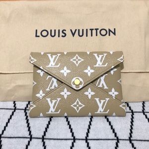 NIB Louis Vuitton Kirigami Pouch Medium